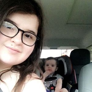 Meet your Posher, Mackenzie